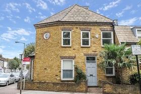 3 bedroom Terraced f...